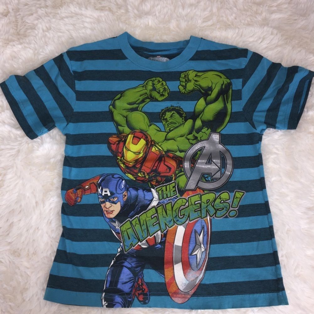 Avengers Striped T-Shirt Sz 8 Incredible Hulk Captain America Iron Man